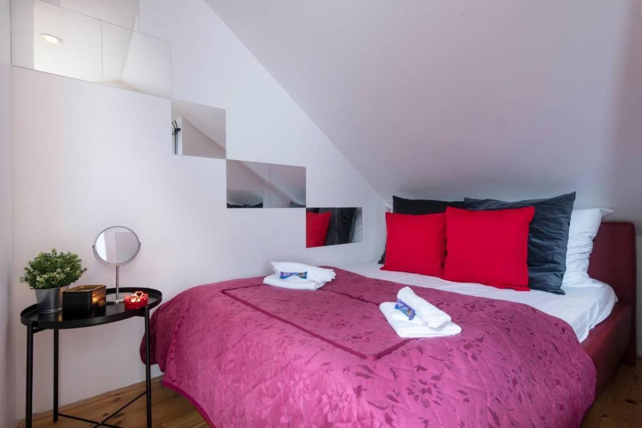 5Bd Duplex - Billiard - Home Cinema - Central Praga Exterior foto